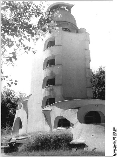 File:Bundesarchiv Bild 183-47878-0001, Potsdam, Einsteinturm.jpg