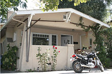 Ranch bungalow in Palo Alto, California, United States Bungalow Med Res.jpg