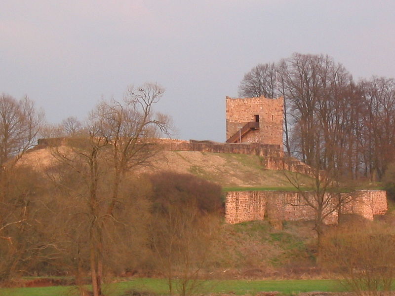 File:Burgruine Wartenberg 2007 13.JPG