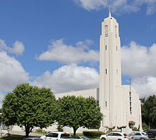 Kathedrale des Heiligen Geistes - Bismarck, ND.jpg