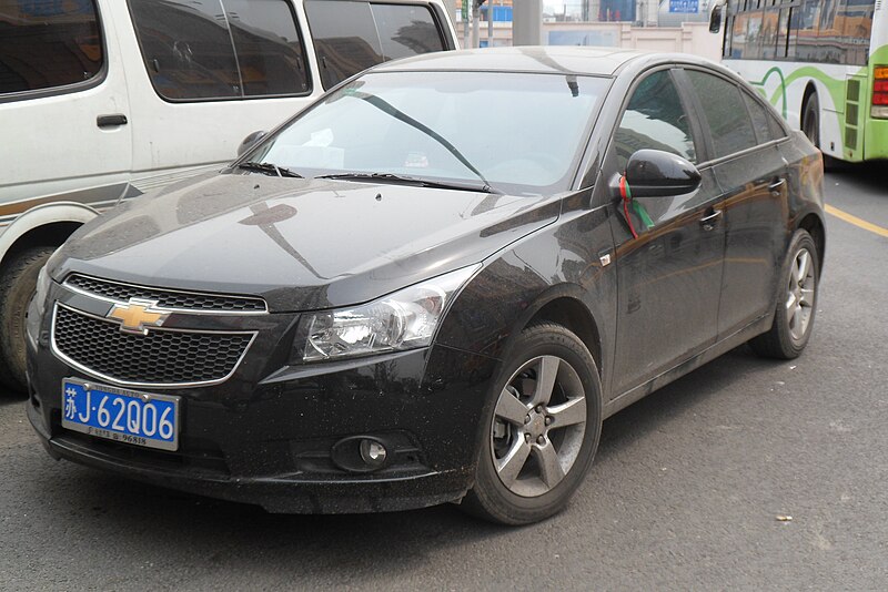 File:Chevrolet Cruze J300 sedan China 2012-04-08.jpg