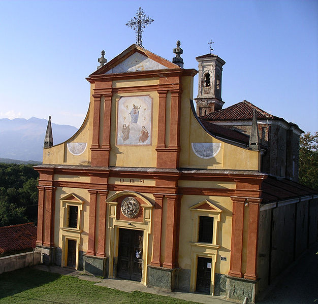 File:Chiesa Parrocchiale di Magnano.jpg