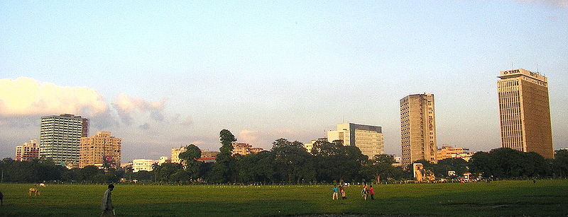 صورة:Chowringheeskyline2.jpg