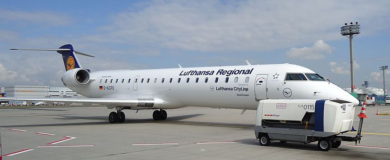 File:Crj-700 Lufthansa Cityline.jpg