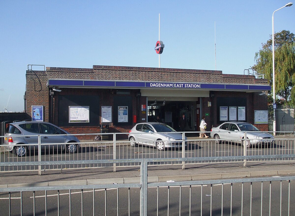 Dagenham East Tube Station Wikipedia