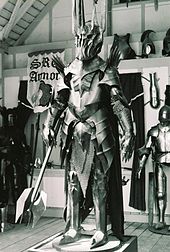 The armor design of the dark lord Sauron, as depicted in Peter Jackson's Lord of the Rings trilogy Dark Lord Sauron.jpg