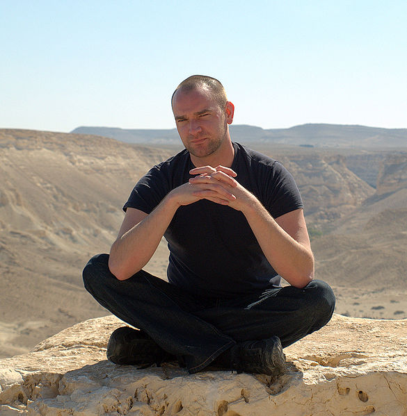 File:David Shankbone in The Negev desert.jpg