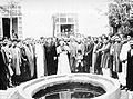 Der amerikanische Botschafter Charles W. Russell und seine Frau besuchen den Demokratischen Club in Teheran, 1911