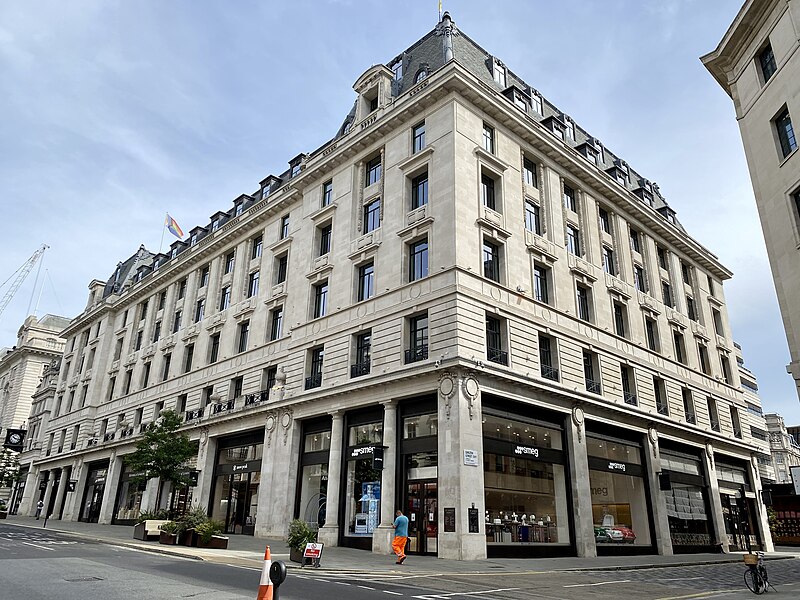 File:Dorland House, 14-22 Lower Regent Street and 9 St Alban's Street, July 2022.jpg