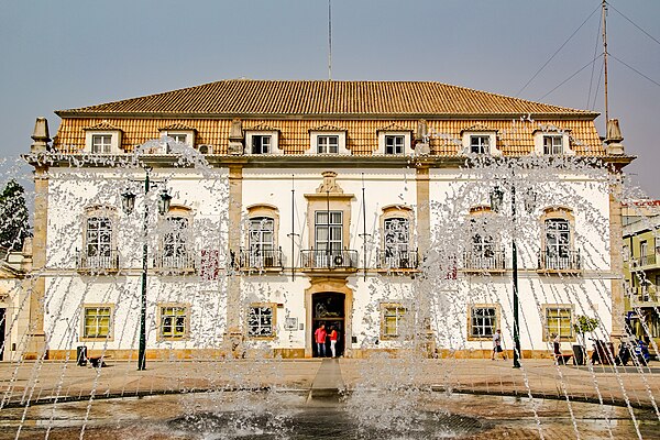 Image: Edificio de la Freguesía de Portimao