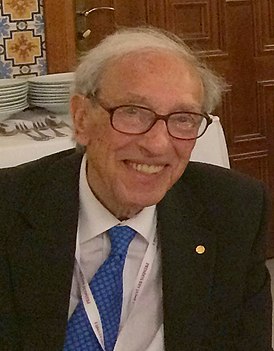 Edmond Fischer laureat Nobel 1992.jpg