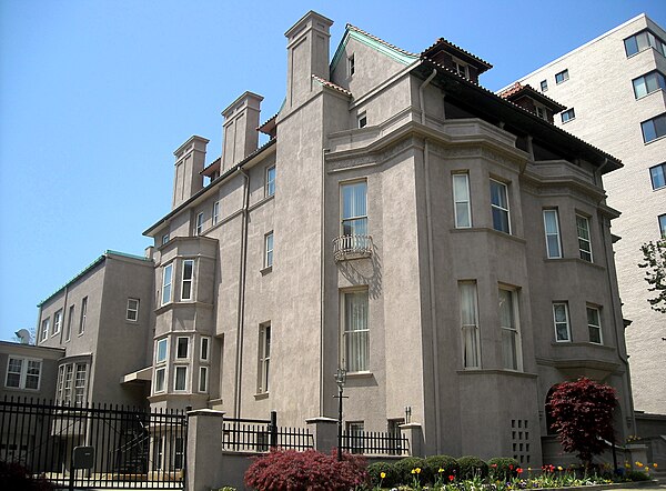 Lee's former residence in Washington, D.C.