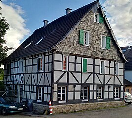 Half-timbered house in Unterflachsberg