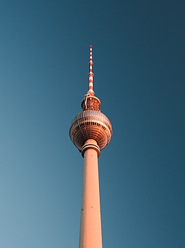 Fernsehturm Berlin in golden hour