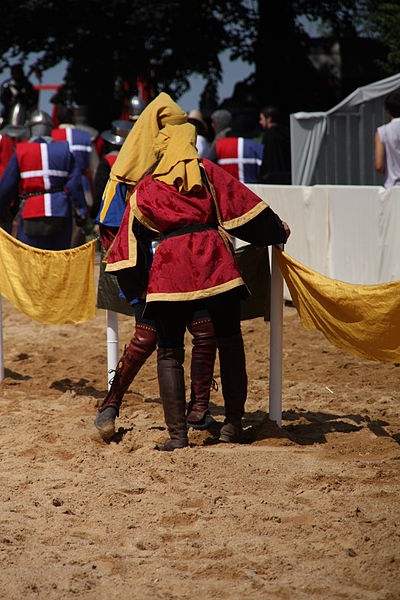 File:Festival médiéval Montluçon 163.JPG