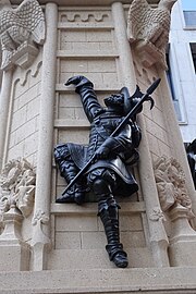 Sculpture d'un soldat savoyard escaladant les murailles de Genève sur une échelle stylisée.