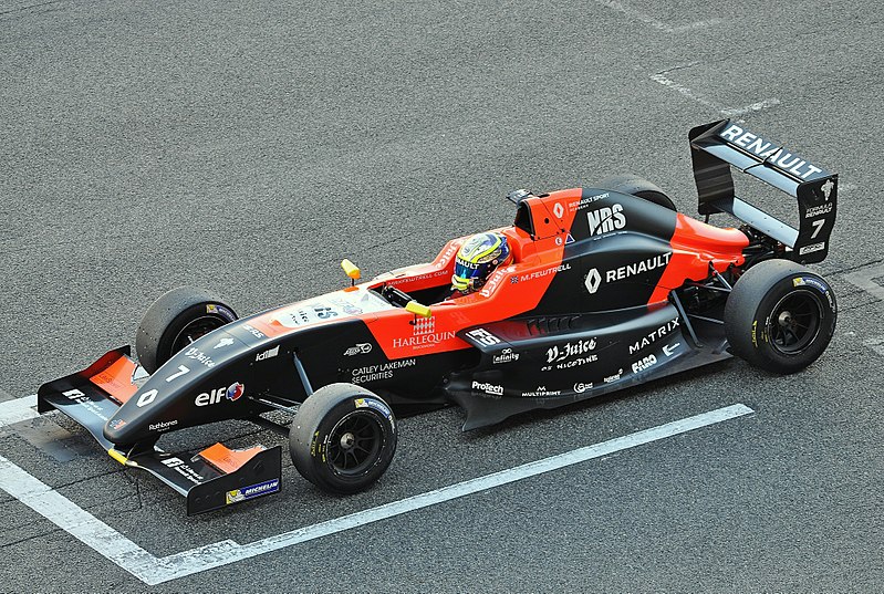 File:Formula Renault 2.0-Max Fewtrell.jpg