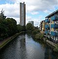 Vue de côté, depuis Westbourne Park.