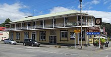 The 19th century Hampden Hotel on the main street of Murchison. The hotel's name recalls the town's original (1865–1882) name.