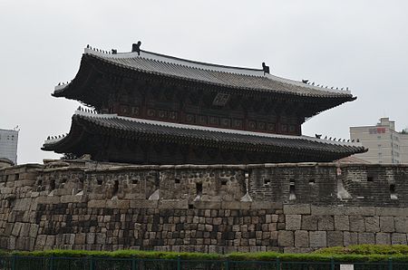 Tập_tin:Heunginjimun_Gate,_Seoul,_Korea.jpg