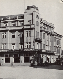 Nové křídlo hotelu Veselka z roku 1925 (1936)