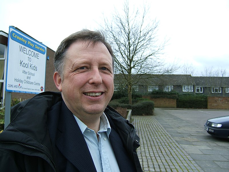 File:Ian Irvine.jpg