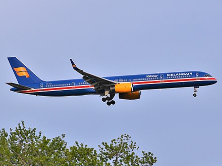 Icelandair Boeing 757-300 (TF-ISX) in 100 Years of Icelandic National Sovereignty livery.