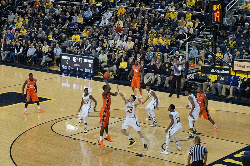 File:Illinois vs. Michigan men's basketball 2014 15.jpg