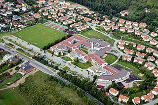 <span class="mw-page-title-main">International School of Prague</span> Pk through 12th grade school in Praha , Czech Republic