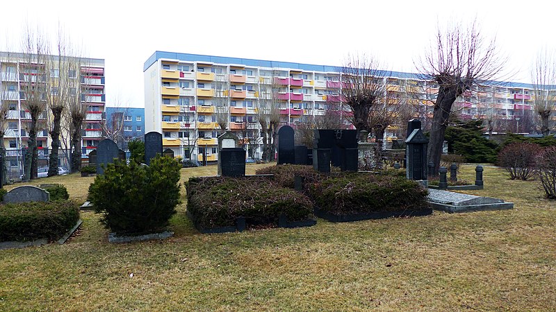 File:Jüdischer Friedhof Gesundbrunnen-Bautzen 1.JPG