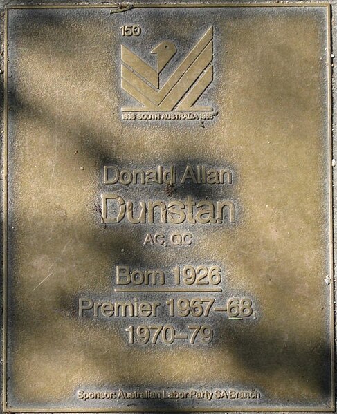 File:J150W-Dunstan-Don.jpg