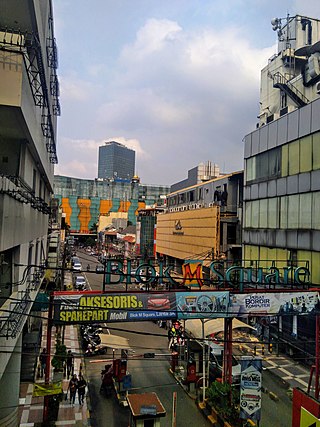 <span class="mw-page-title-main">Blok M, Jakarta</span> Shopping and entertainment quarter in Jakarta, Indonesia