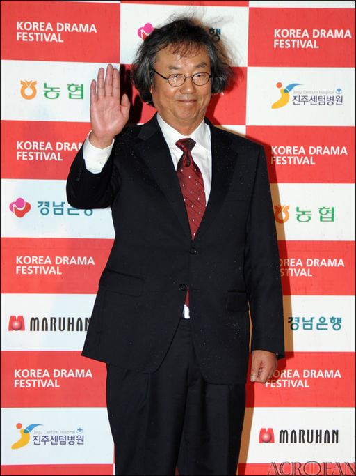 Jeong Dong-Hwan from acrofan