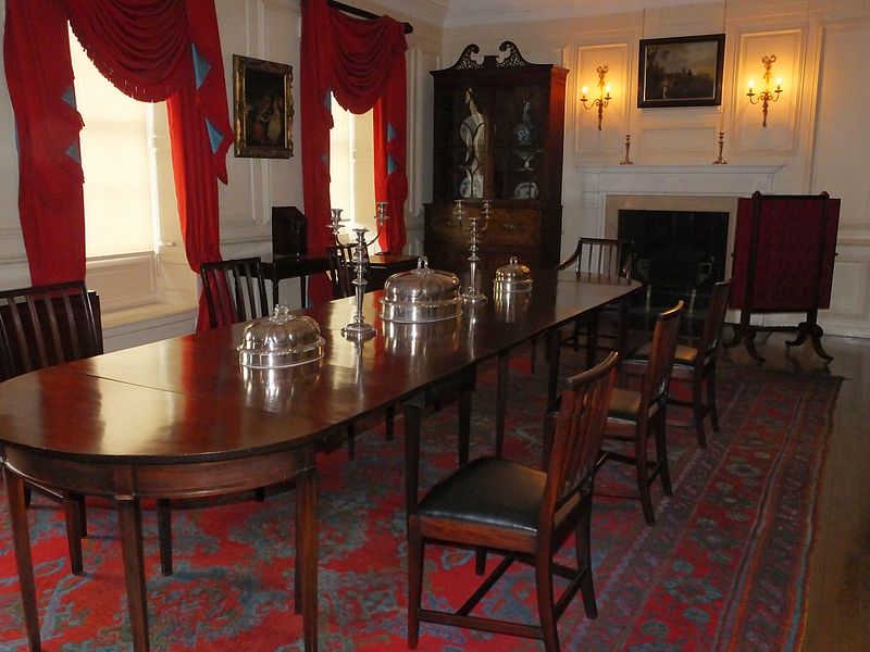 File:Judges' Lodgings 2014 GLAM Dining Room 2636.JPG