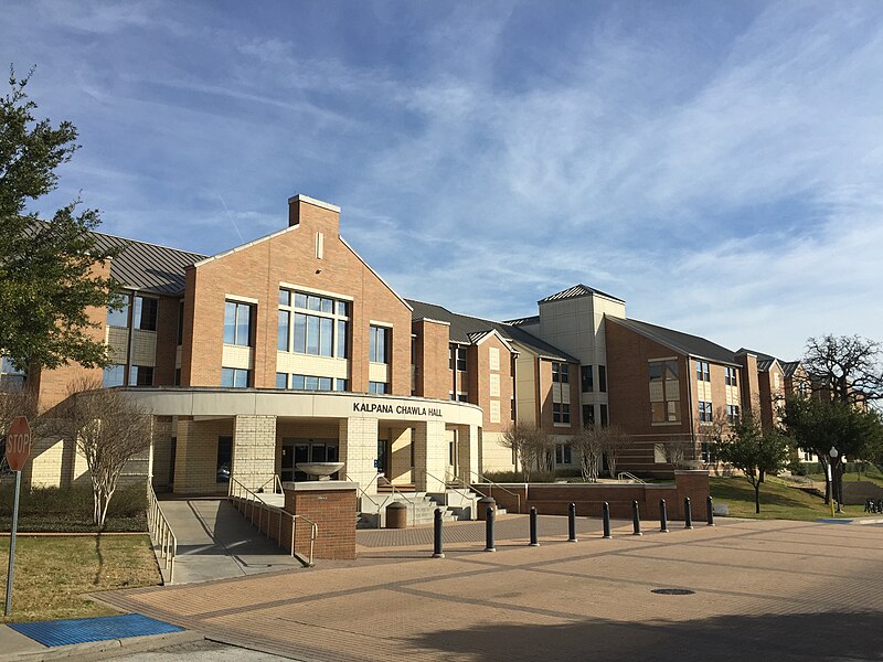 File:Kalpana Chawla Hall Univ Texas Arlington.JPG