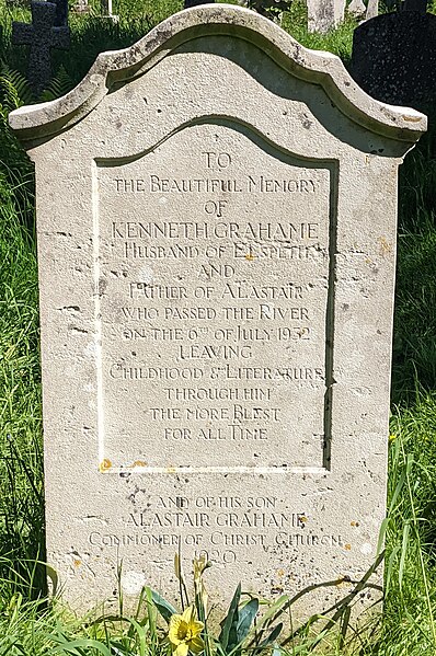 Grahame's headstone in Holywell Cemetery, Oxford