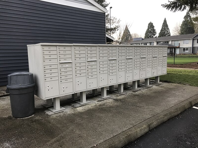 File:Kent, WA — Apartment Mailboxes (2019-01-15) 02.jpg