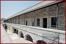 File:King's_Bastion_Leisure_Centre_barracks_exterior.jpg