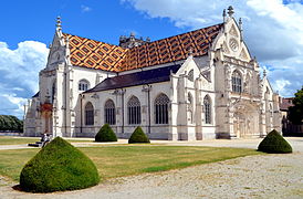 Monastère royal de Brou et église Saint-Nicolas-de-Tolentin de Brou (Ain).