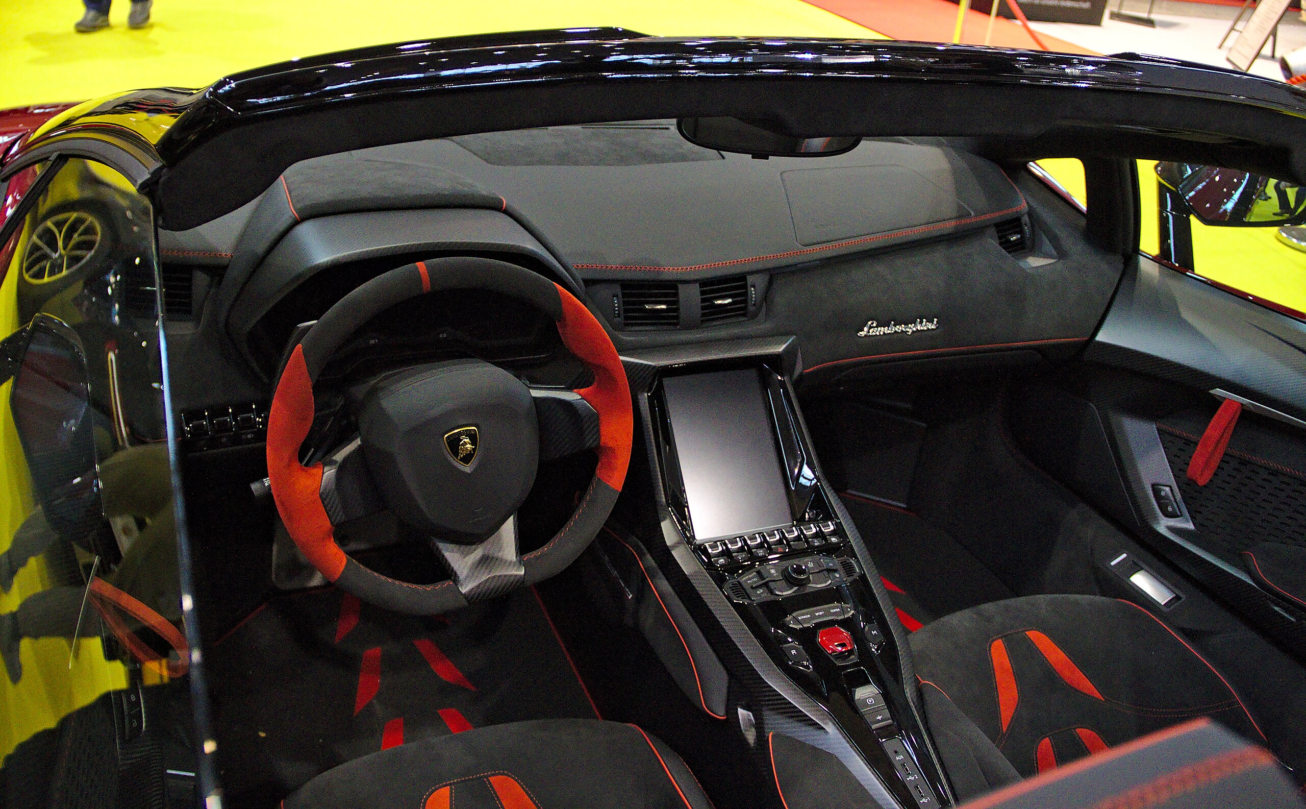 File:Lamborghini Centenario Roadster Retro Classics 2020 IMG  -  Wikimedia Commons