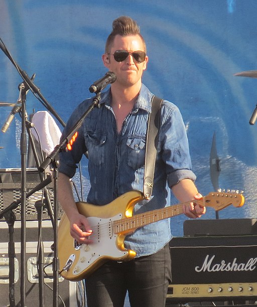 Lincoln Brewster (cropped)