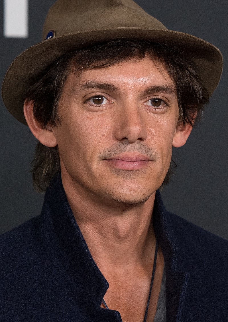 Lukas Haas - Wikipedia