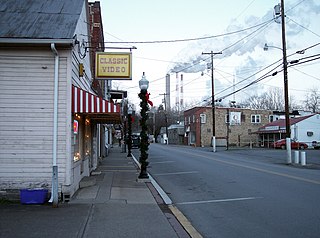 <span class="mw-page-title-main">Lumberport, West Virginia</span> Town in West Virginia, United States