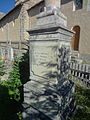 Monument aux morts du village de Rioclar-Haut, (environ 1250 m d'altitude). Commune de Méolans-Revel (Alpes-de-Haute-Provence),