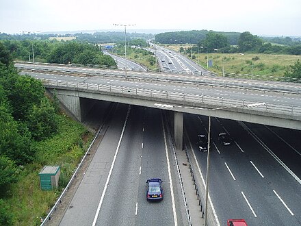 M26 looking east at junction 5. The A21 from Sevenoaks is crossing on the bridge in the foreground.