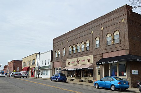 Main in downtown Centerburg, northwestern side.jpg