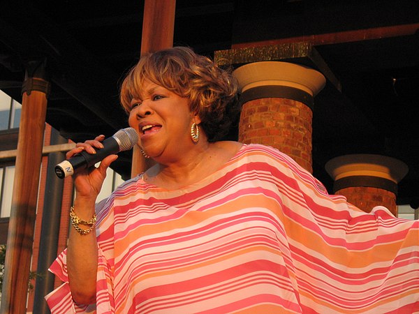 Staples singing in Brooklyn, New York (2007)