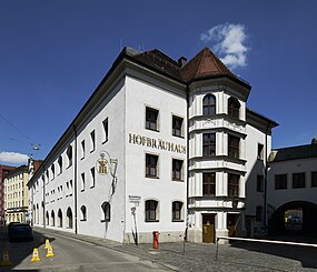 Platzl 9 - Bräuhausstraße.