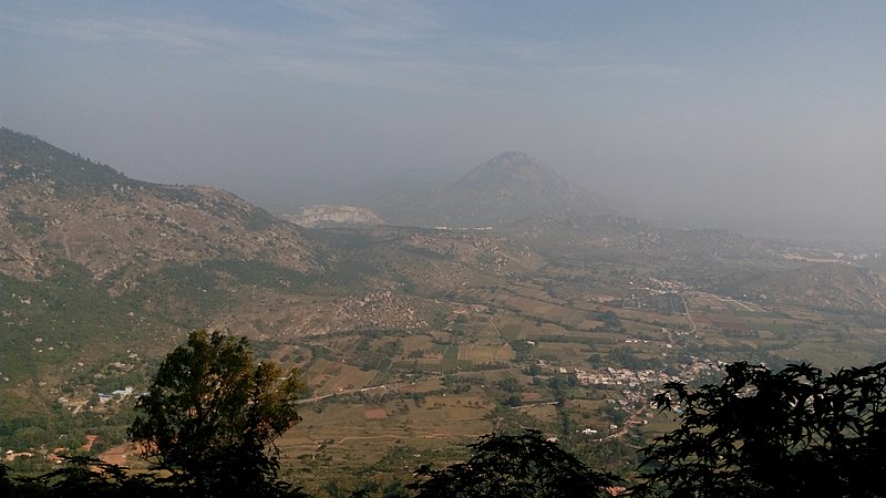 File:Nandi Hills 20181111 091305.jpg