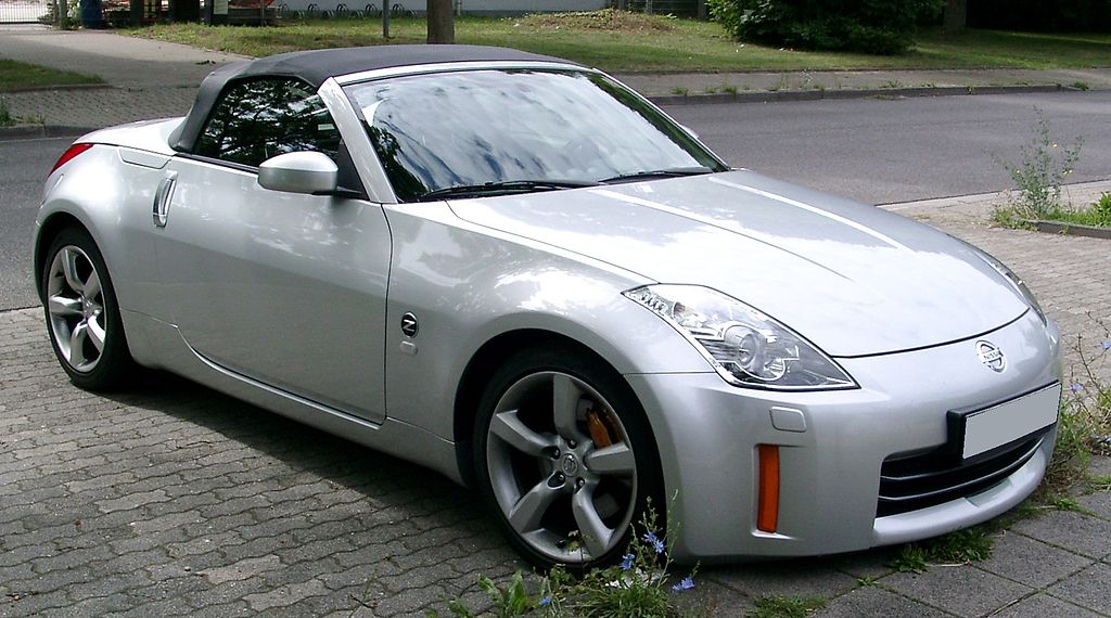 Файл:Nissan 350Z Roadster front 20080721.jpg — Вікіпедія